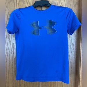 Under Armour Boys shirt used condition